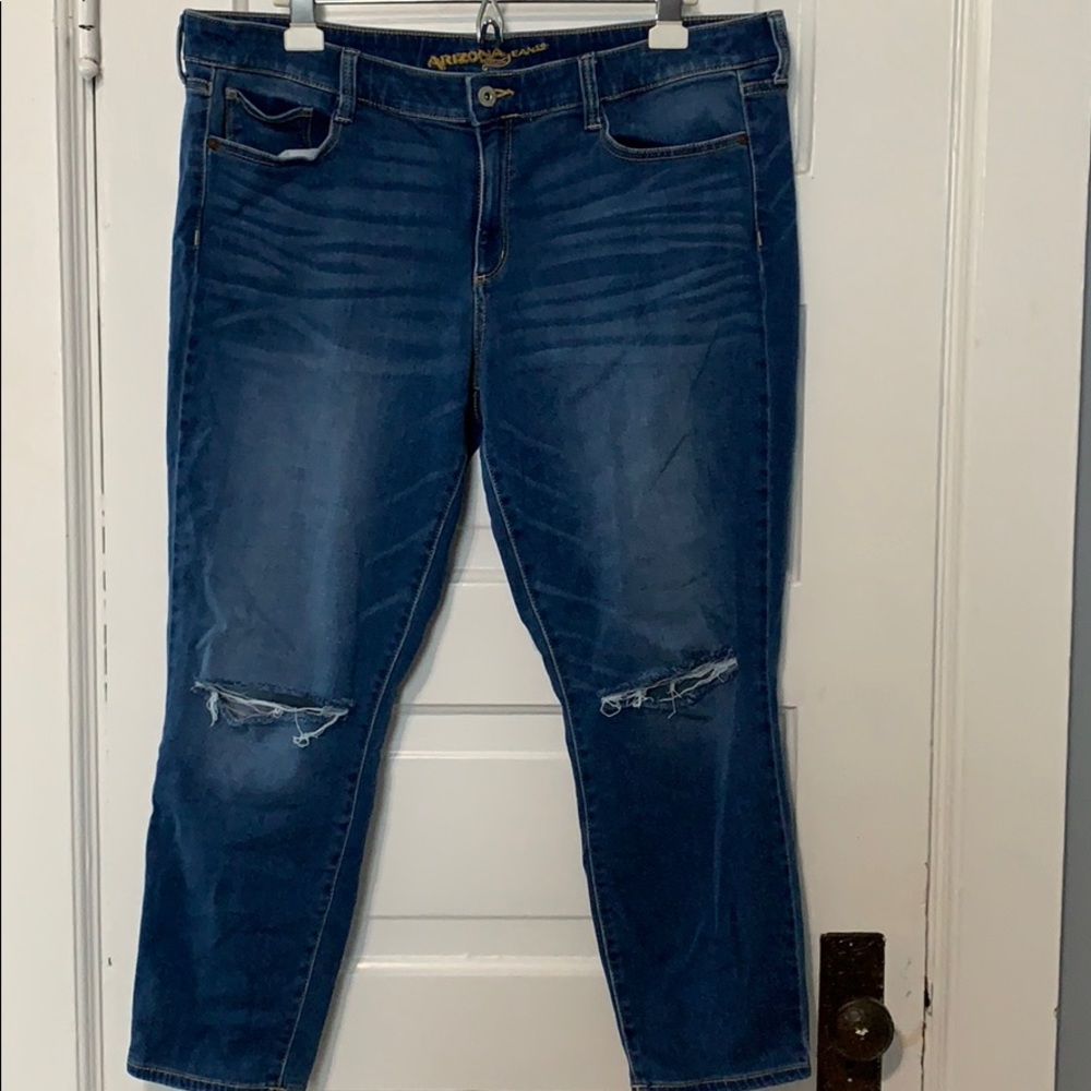 Arizona Ripped Jeans